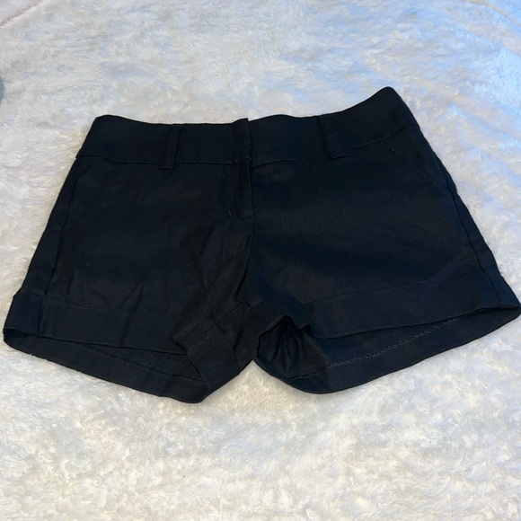 Express Shorts - Picture 1 of 6